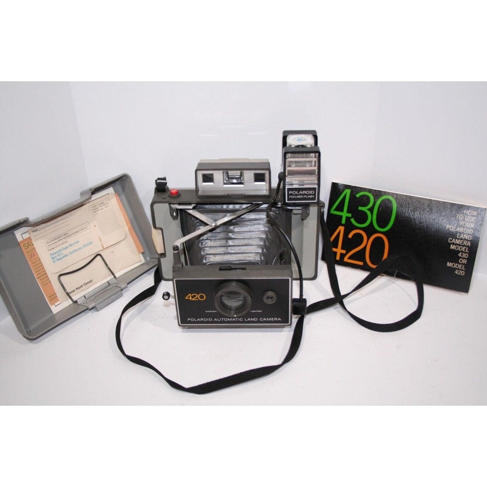 Polaroid Land Camera Vintage 420 With Case And Flash Film Manual